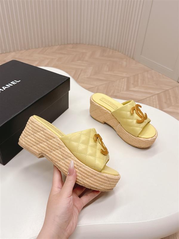 20251128184434196 270